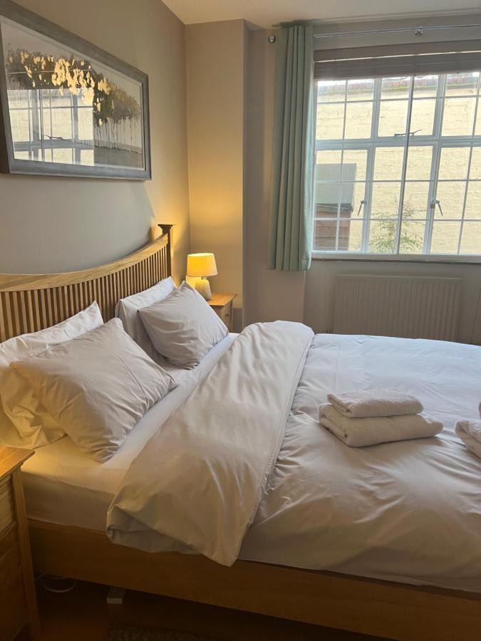 2 Bedroom Apartment Just Off Kings Road London Exterior foto