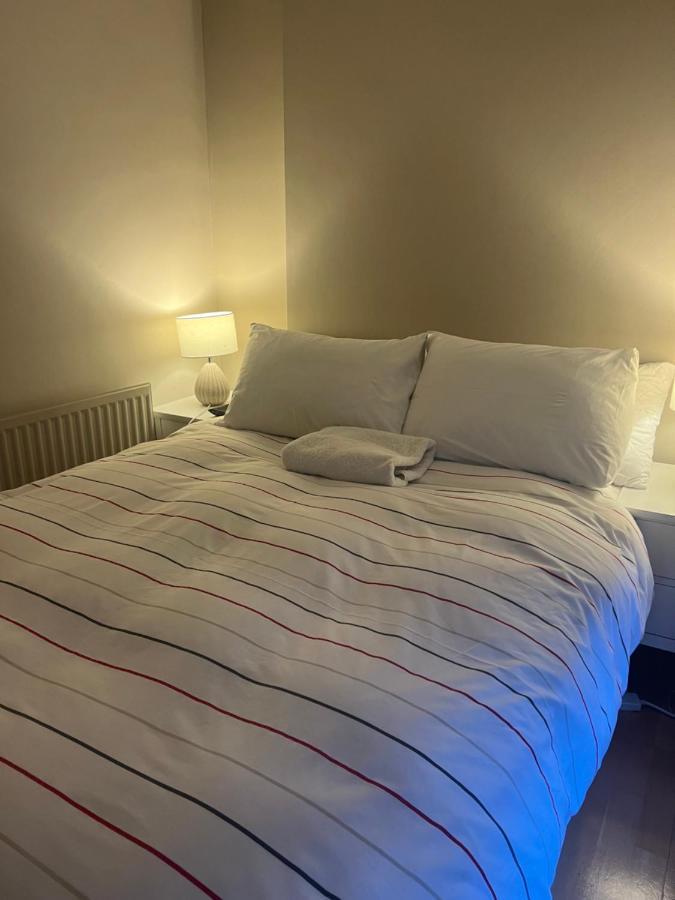 2 Bedroom Apartment Just Off Kings Road London Exterior foto